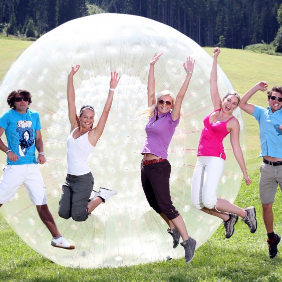 Spaß beim Zorbing © Flachau Tourismus