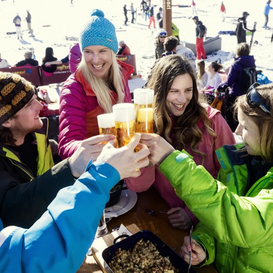 Après Ski Gaudi auf der Skihütte © Flachau Tourismus